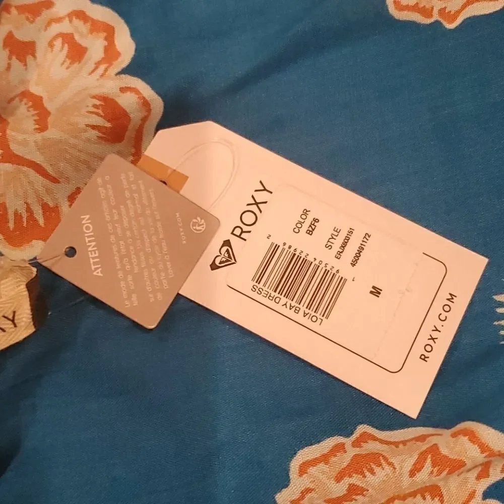 Roxy swimsuit cover up size medium floral NWT